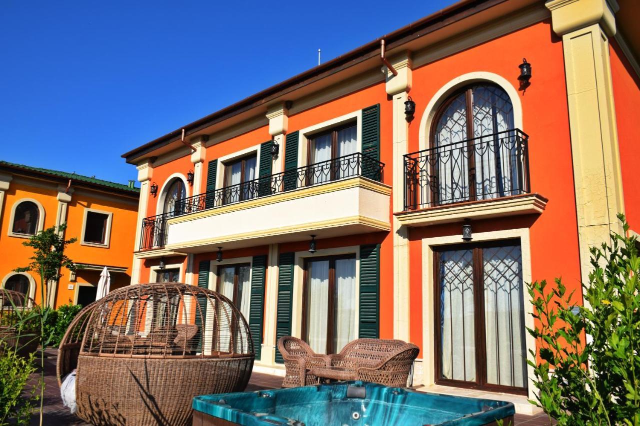 Villas For 4 Or 6 Adults In Therma Village Kranevo Exterior photo