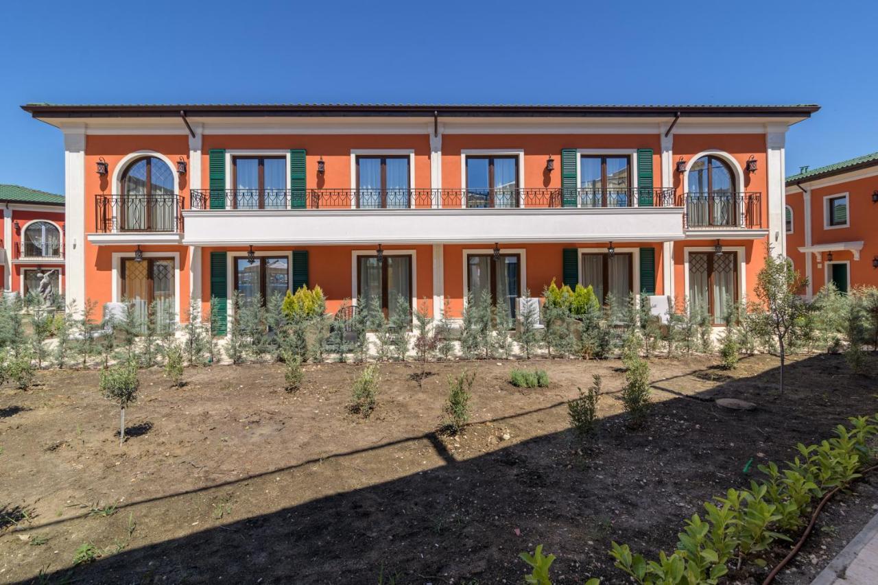 Villas For 4 Or 6 Adults In Therma Village Kranevo Exterior photo